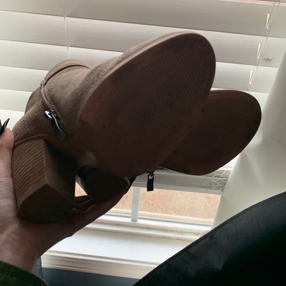 Tan booties - Picture 3 of 3